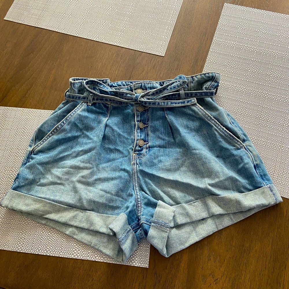 Hollister Denim Jean Shorts!